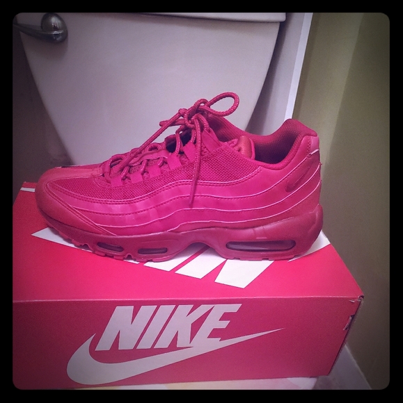 air max 95 triple red